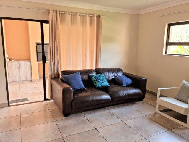 To Let 4 Bedroom Property for Rent in Melodie North West